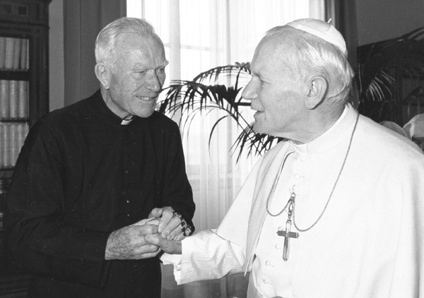 Padre Patrick Peyton y San Juan Pablo II