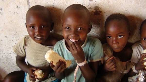 Los niños centraron buena parte de su misión en Burundi