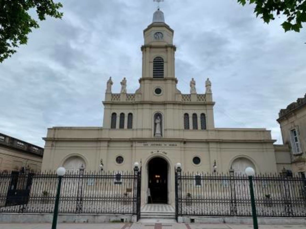 Iglesia San Antonio de Padua . de Areco - Argentina - Misioneros  Digitales Católicos MDC